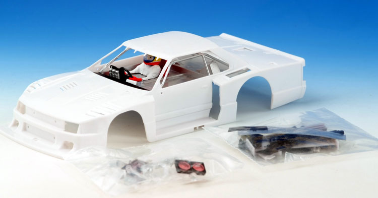 SIDEWAYS white body kit Nissan Skyline Turbo